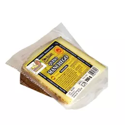 Ser Manchego o intensywnym smaku. Klinek 200g