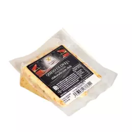 Ser owczy z chili dojrzewający w oliwie z oliwek extra virgin