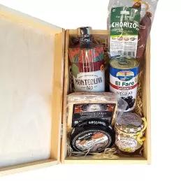 Hiszpański zestaw prezentowy z produktami świątecznymi