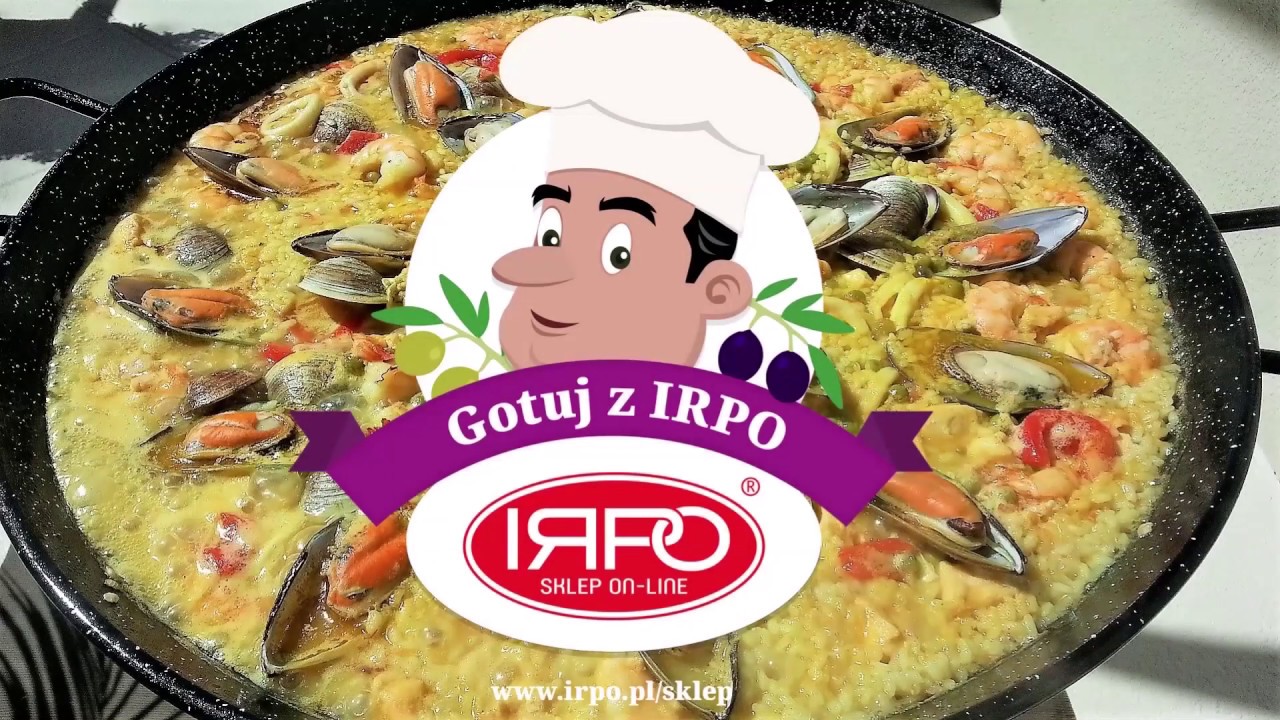 Filet z łososia z makaronem w sosie szpinakowo-serowym